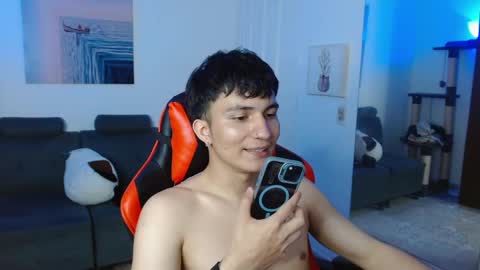 Snapshot of _blakee chatting on 4, 3, 2025 B L A K E online show from 4, 3, 2025