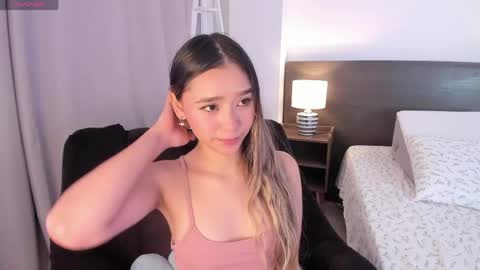 Snapshot of _bleuelune chatting on 29, 4, 2026 Mary online show from 29, 4, 2026