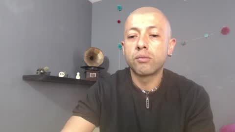 Snapshot of _bonnie__and_clyde chatting on 1, 7, 2026 _bonnie__and_clyde online show from 1, 7, 2026