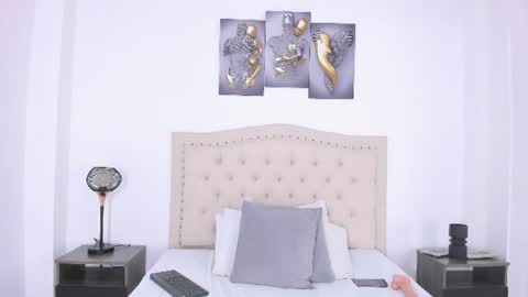 Snapshot of _bustylucianaa_ chatting on 14, 6, 2026 Luciana online show from 14, 6, 2026