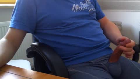 Snapshot of _buwe22_ chatting on 13, 1, 2025 Uwe online show from 13, 1, 2025