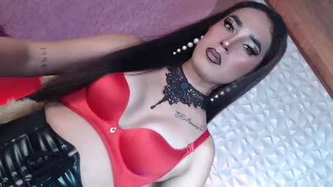 Snapshot of _caroline69 chatting on 22, 1, 2025 Caroline online show from 22, 1, 2025