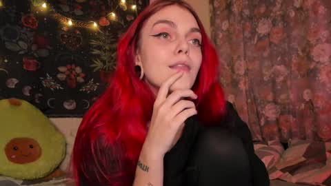 Caroline online show from 15, 12, 2024