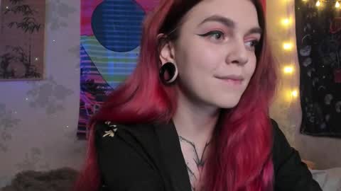 Caroline online show from 14, 2, 2025