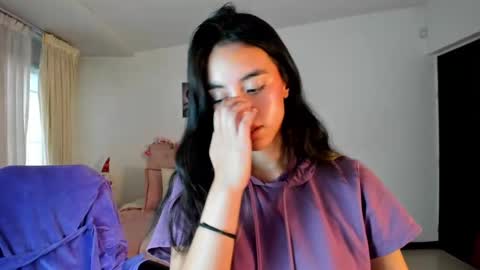 Snapshot of _charlotte_evans_2 chatting on 3, 1, 2025 Charlote online show from 3, 1, 2025