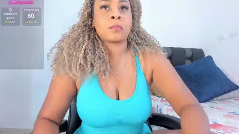 Snapshot of _charlottedavis chatting on 8, 7, 2026 _charlottedavis online show from 8, 7, 2026