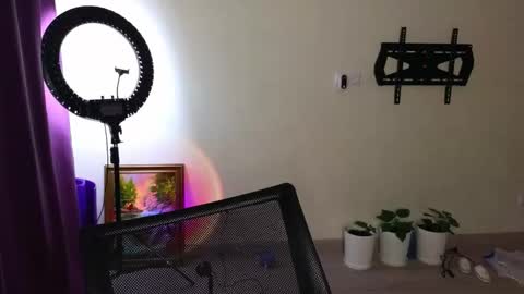 Snapshot of _comefeelme_ chatting on 16, 1, 2026 D online show from 16, 1, 2026