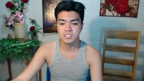 Snapshot of _cumwithrussel chatting on 9, 6, 2026 Russ online show from 9, 6, 2026