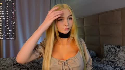 Snapshot of _curlydream_ chatting on 6, 3, 2025 Alice online show from 6, 3, 2025