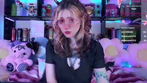 Snapshot of _devilbaby chatting on 14, 7, 2026 Kate online show from 14, 7, 2026