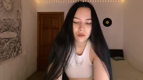 Snapshot of _dreamfyre_ chatting on 10, 9, 2025 Ami online show from 10, 9, 2025