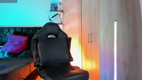 Duriel online show from 24, 4, 2026