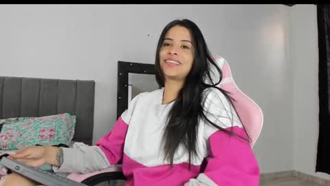 Snapshot of _elektrah chatting on 15, 2, 2025 _elektrah online show from 15, 2, 2025