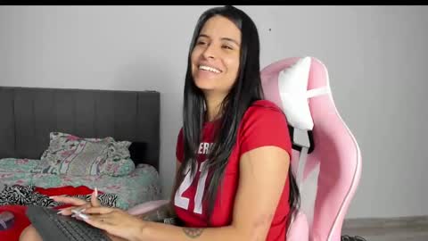 Snapshot of _elektrah chatting on 18, 2, 2025 _elektrah online show from 18, 2, 2025