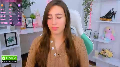 Snapshot of _eliizabeth__ chatting on 22, 10, 2025 Lizzy online show from 22, 10, 2025