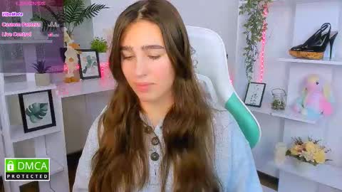 Snapshot of _eliizabeth__ chatting on 23, 10, 2025 Lizzy online show from 23, 10, 2025