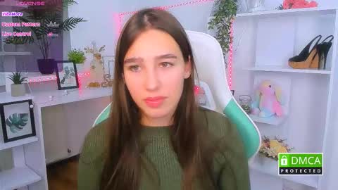 Snapshot of _eliizabeth__ chatting on 2, 11, 2025 Lizzy online show from 2, 11, 2025