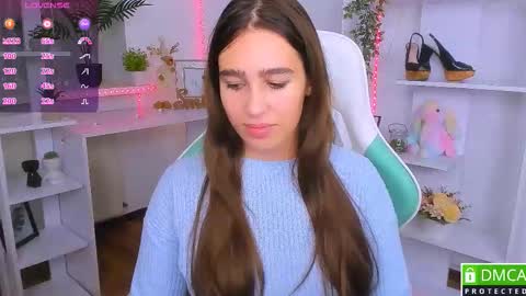 Snapshot of _eliizabeth__ chatting on 7, 11, 2025 Lizzy online show from 7, 11, 2025