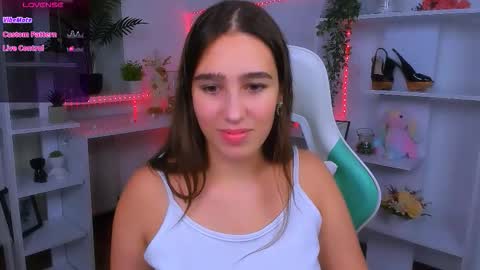 Snapshot of _eliizabeth__ chatting on 11, 11, 2025 Lizzy online show from 11, 11, 2025