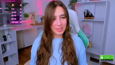 Snapshot of _eliizabeth__ chatting on 16, 11, 2025 Lizzy online show from 16, 11, 2025