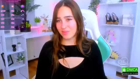 Snapshot of _eliizabeth__ chatting on 1, 12, 2025 Lizzy online show from 1, 12, 2025