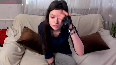 _emily__strike_ online show from 12, 3, 2025