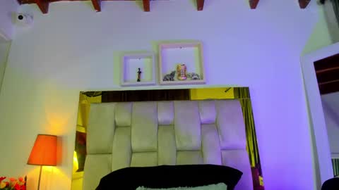 Isabella online show from 14, 2, 2025