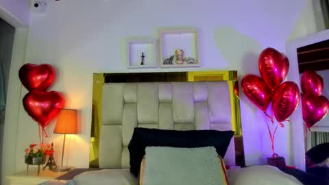 Isabella online show from 15, 2, 2025