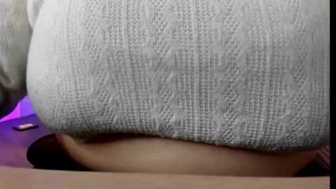 Emily  online show from 25, 10, 2025