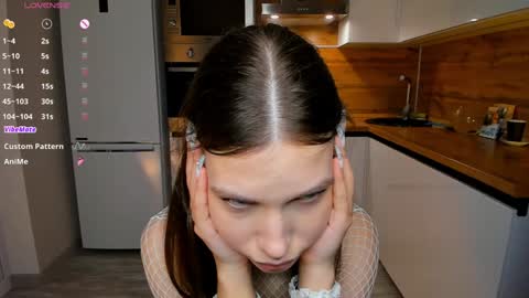 Snapshot of _eva_lee chatting on 16, 1, 2025 Alice online show from 16, 1, 2025