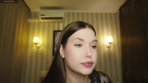 Snapshot of _eva_lee chatting on 10, 9, 2025 Alice online show from 10, 9, 2025