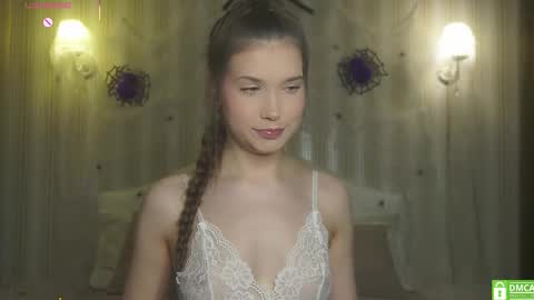 Snapshot of _eva_lee chatting on 8, 11, 2025 Alice online show from 8, 11, 2025