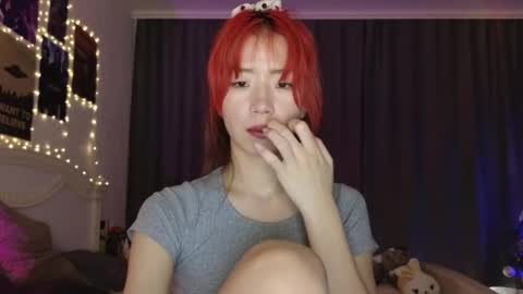 Snapshot of _eve____ chatting on 27, 12, 2024 EveEva online show from 27, 12, 2024