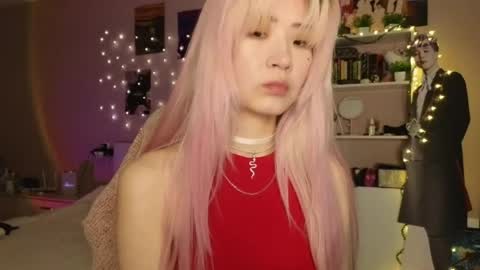 EveEva online show from 8, 4, 2026