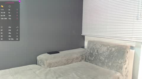 Laura  Juan online show from 6, 2, 2025