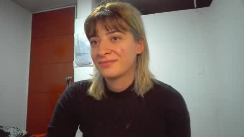 Mia-foster online show from 7, 4, 2026