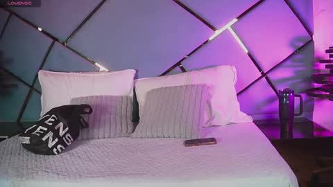 _giggy online show from 20, 12, 2025