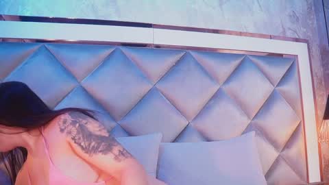 _giggy online show from 7, 4, 2026