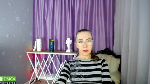 _greybunny_ online show from 23, 2, 2025