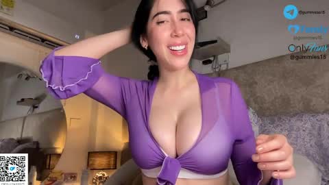 Snapshot of _gummies15 chatting on 14, 5, 2026 sara online show from 14, 5, 2026