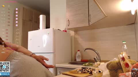 Hi everybody my name is Halsey online show from 16, 10, 2025