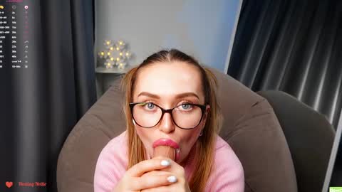 Snapshot of _healing_hottie_ chatting on 11, 12, 2024 Veronica online show from 11, 12, 2024