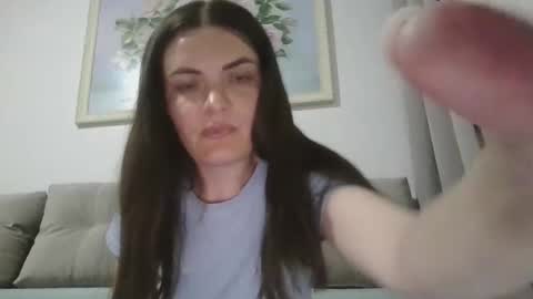 Snapshot of _hidden_frommymoom_ chatting on 18, 4, 2026 Criss4u online show from 18, 4, 2026