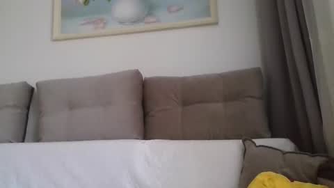 Snapshot of _hidden_frommymoom_ chatting on 24, 4, 2026 Criss4u online show from 24, 4, 2026
