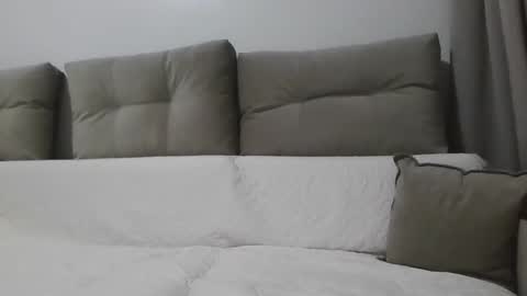 Snapshot of _hidden_frommymoom_ chatting on 24, 4, 2026 Criss4u online show from 24, 4, 2026