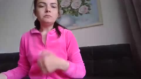 Snapshot of _hidden_frommymoom_ chatting on 3, 5, 2026 Criss4u online show from 3, 5, 2026