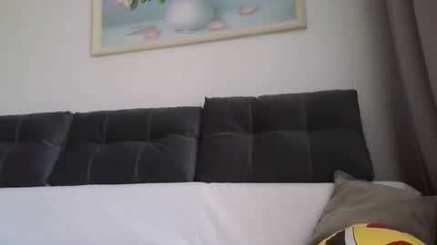 Snapshot of _hidden_frommymoom_ chatting on 4, 5, 2026 Criss4u online show from 4, 5, 2026