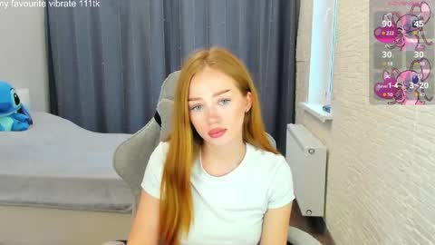 _hot_mia_1 online show from 13, 5, 2026