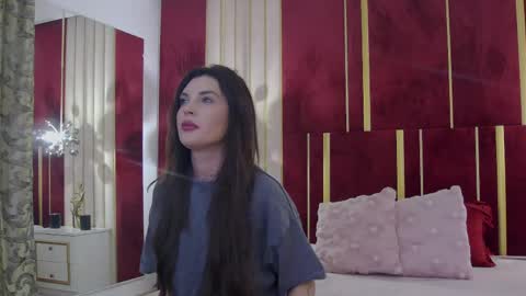 _hot_neighbour online show from 25, 5, 2026