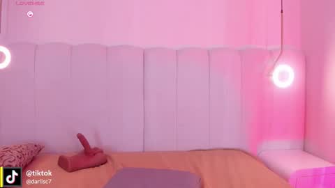 Darlis  online show from 11, 2, 2026